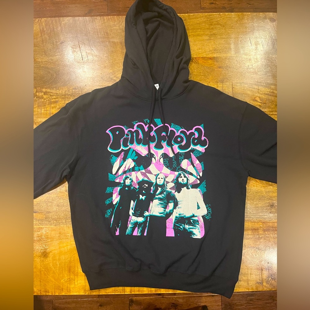 NWT Pink Floyd Hoodie Unisex size Large.